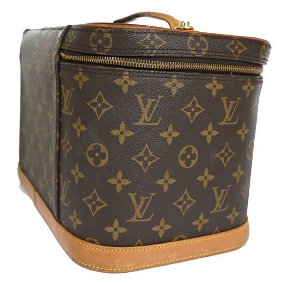 Louis Vuitton makeup bag in very good condition - Picture 4 of 13